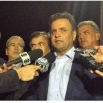 SENADORES QUE FORAM  À VENEZUELA DESEMBARCAM EM BRASÍLIA; AÉCIO  PEDE RESPOSTA “DURA”