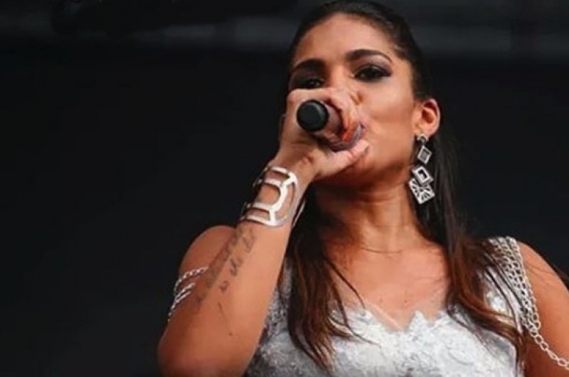  A cantora Tays Reis estendeu a agenda no continente
