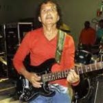 MORRE TONY OLIVEIRA, GUITARRITA DA BANDA DE EDSON GOMES