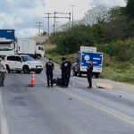 ITABUNA: MOTOCICLISTA TEM CABEÇA DECEPADA APÓS BATIDA COM CAMINHÃO NA BR-101