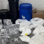 CERCA DE 100 KG DE COCAÍNA SÃO APREENDIDOS EM LABORATÓRIO DE DROGAS NA BAHIA