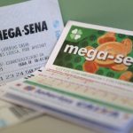 BOLÃO FATURA PRÊMIO DE R$ 114 MILHÕES DA MEGA-SENA