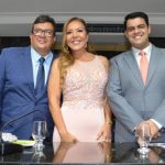 CÂMARA DE IBICARAÍ AFASTA PREFEITA E CONVOCA VICE PARA TOMAR POSSE