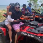 BELL MARQUES CURTE DOMINGÃO DE SOL EM BARRA GRANDE COM PASSEIO DE QUADRICICLO