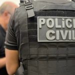 JOVEM É PRESO SUSPEITO DE AJUDAR A OCULTAR CORPO DE MULHER EM GELADEIRA NA BAHIA