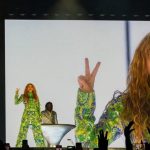 SHAKIRA REALIZA MAIOR SHOW DA CARREIRA EM COPACABANA, NO RIO DE JANEIRO
