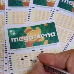 MEGA-SENA ACUMULA E PRÊMIO CHEGA A R$ 185 MILHÕES PARA O SORTEIO DE TERÇA-FEIRA